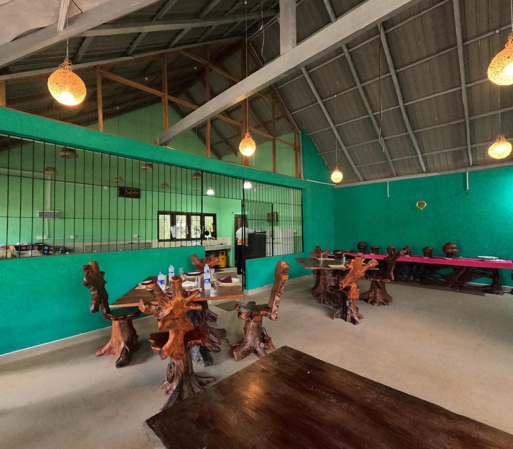 Spice Village Hotel & Restaurant Habarana Exterior photo